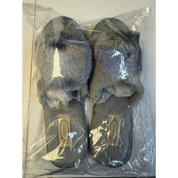 Joyfolie Mia Joy Tianna Pom Slippers in Light Gray Women’s Size 9 - Picture 4 of 6